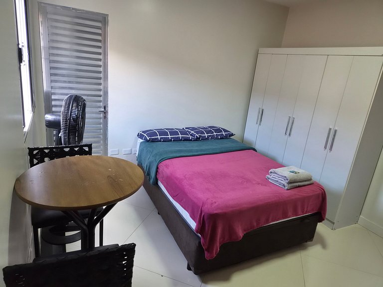 loft 9 em Salto Acomoda até 2 pessoas rede urbana