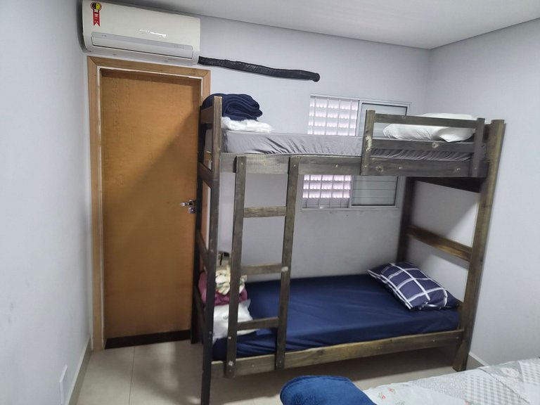 loft 15 em Salto Acomoda até 4 pessoas rede urbana