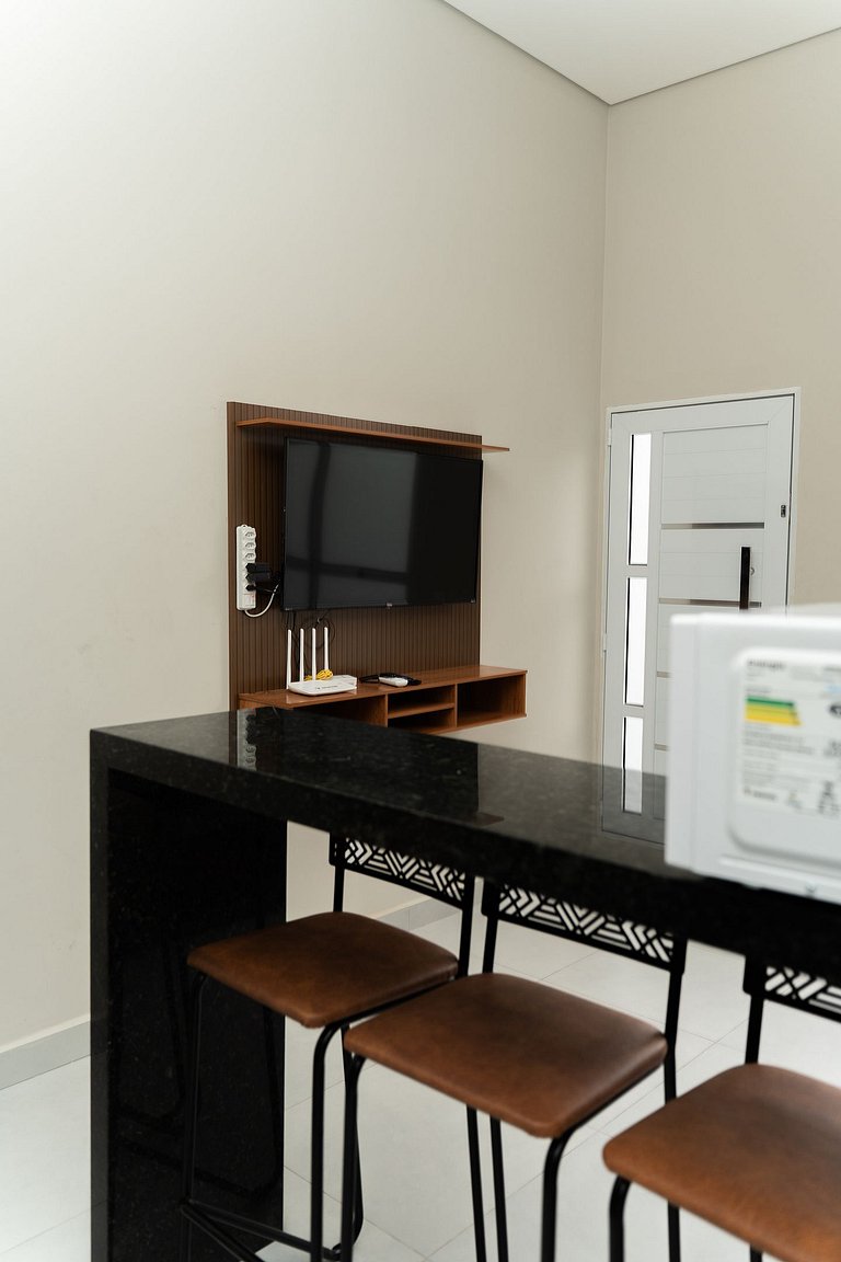 Casa 2 Quartos com Ar até 8 Pessoas Jd. Sabiás