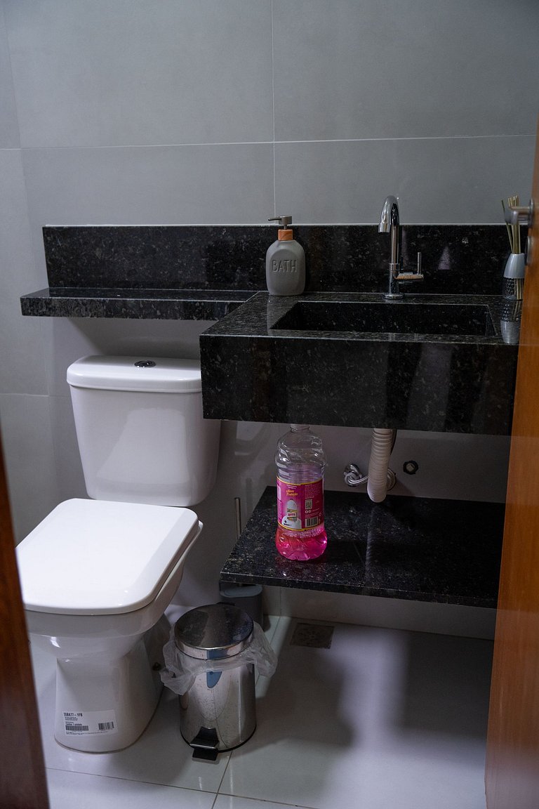Casa 2 Quartos com Ar até 8 Pessoas Jd. Sabiás