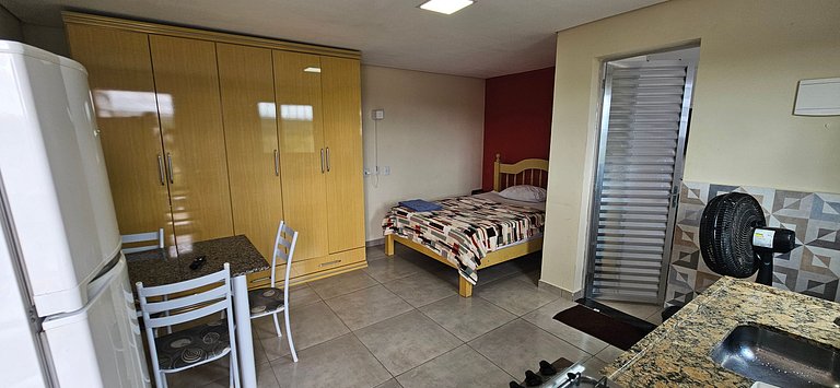 loft 7 em Salto Acomoda até 2 pessoas rede urbana