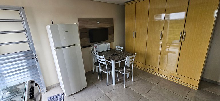 loft 7 em Salto Acomoda até 2 pessoas rede urbana