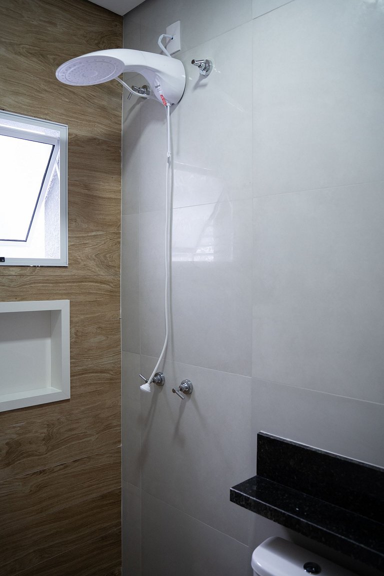 Casa 2 Quartos com Ar até 8 Pessoas Jd. Sabiás
