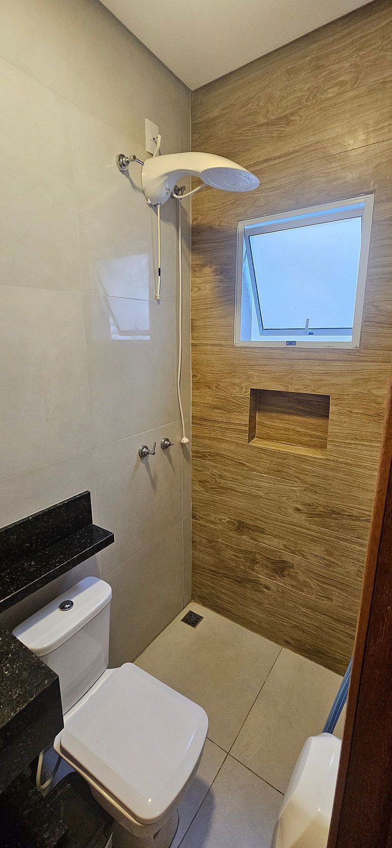 Casa 2 Quartos com Ar até 8 Pessoas Jd. Sabiás