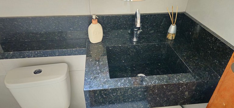 Casa 2 Quartos com Ar até 8 Pessoas Jd. Sabiás