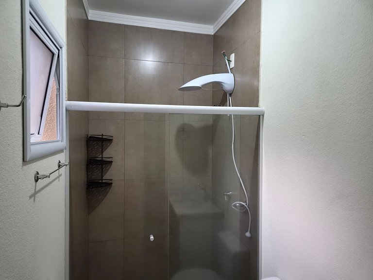 Casa 3 Quartos com Ar até 12 Pessoas Jd. maritaca