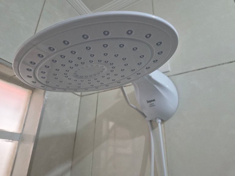 Casa com 2 quartos e ac próxima ao distrito